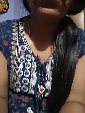 YOURBHABI143 Show in webcam