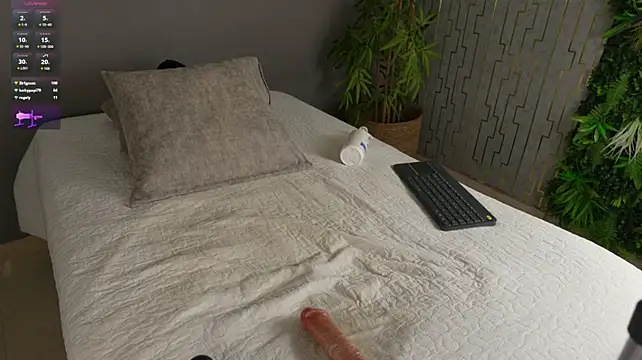 Bonny_Watson - My first squirt for you Daddy 💦