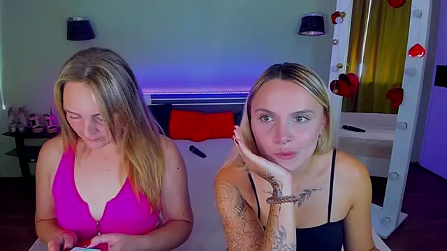 MagicEyess' Live XXX Chat