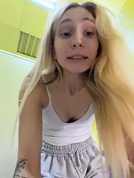 Pink_Kiss - make tight cameltoe each other 💦💦