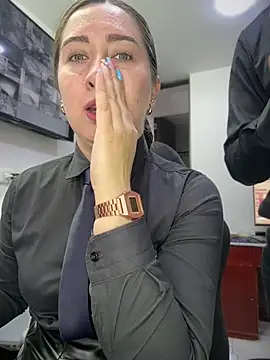 Suzy-111 - 🍑ZOOM ASSHOLE on all fours🥵