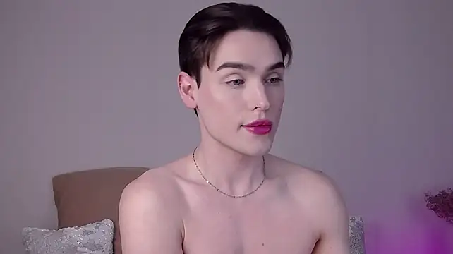 RobbyCharming Adlı Modelin Canlı XXX Sohbeti