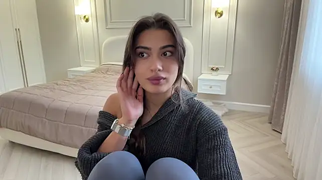 Marnera's Live XXX Chat