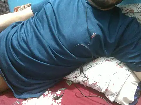 XXX chat uživo modela Precumboner