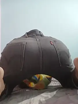 Webkamerová show Rocky-badboy_cum4me