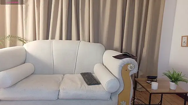 Percy_lodge live XXX chat
