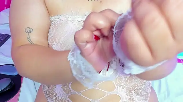 SunnyHoney_ - Pussy Close Up