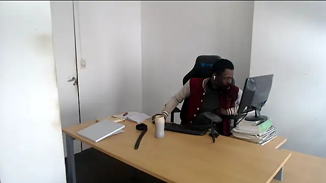 Chatroom XXX en direct de Mastertopdome