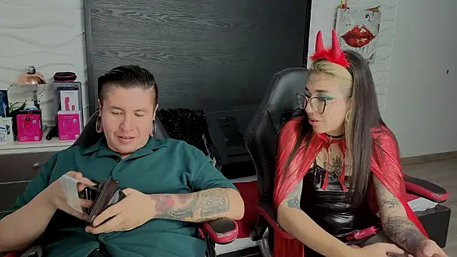 inkedsinners_'s Live XXX Chat