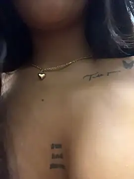 MystiqueXXX - PLAY WITH MY PUSSY CLOSE UP! 👑😈