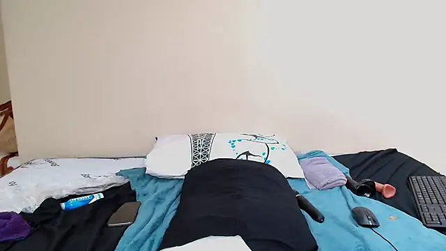 SpicyStorm - MULTIPLE SQUIRT ON CAM