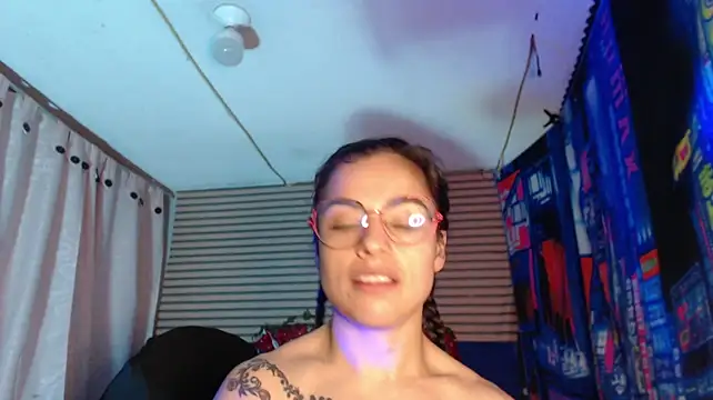 Czat XXX na żywo – rosse_2504