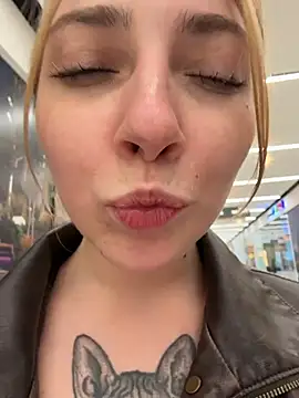 Czat XXX na żywo – Sunny___Bunny