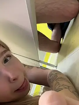 Pokazy przed kamerką – Liza_risky