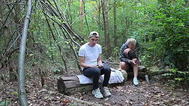 Вебкам-шоу Vuitton
