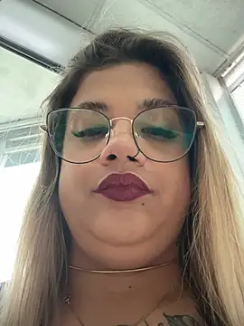 kahreal's Live XXX Chat
