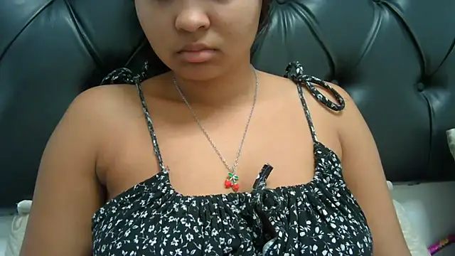 Chat XXX en directo de indianaphrodite1
