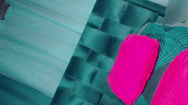 CharlotteBigCock 即時 XXX 聊天