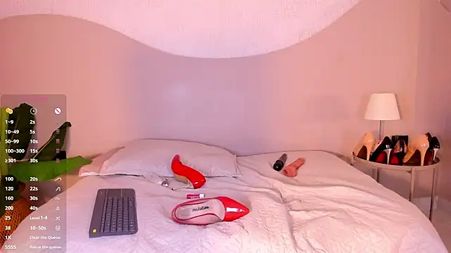 ainaah_'s Live XXX Chat