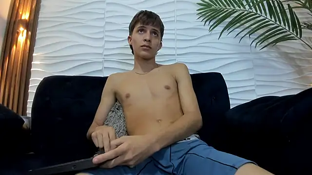 Pavo_tv Chat XXX live