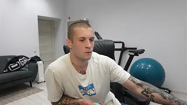 Czat XXX na żywo – Igor_Wilde