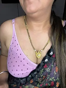 Notty-HotyBhabhin Live XXX chat