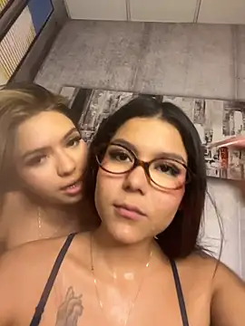 LolliePopsXXX - PUSSY PLAY WITH EACH OTHER