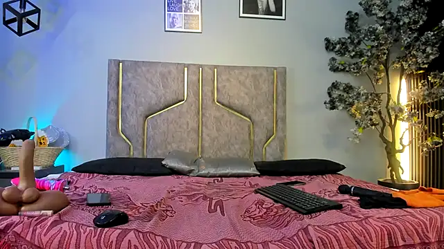 miaakittyy's Live XXX Chat