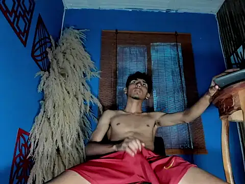 XXX chat uživo modela liam_fox0