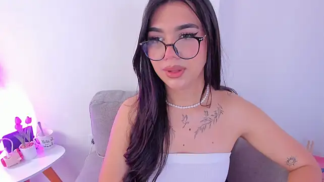 RoseCassie – Live XXX-chat