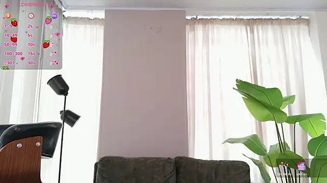 Akame_s লাইভ XXX চ্যাট
