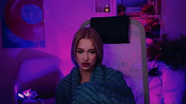 AngelaHolmes