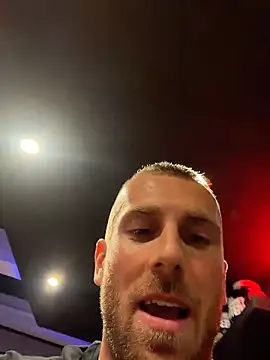 Johnytrain live XXX chat