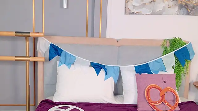 XXX chat uživo modela DarcyAbrams