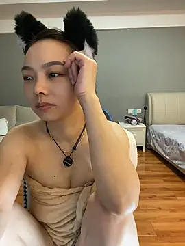 Asagirl - 肛门塞玻璃珠或者狐狸尾巴