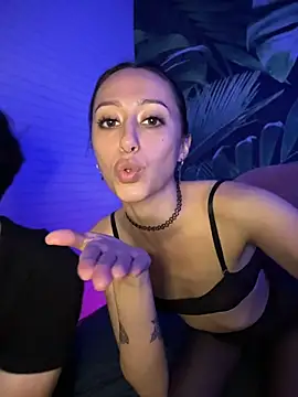 CrystalPleasure: απευθείας συνομιλία ΧΧΧ