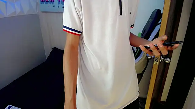 Živý XXX chat Asher_athlets