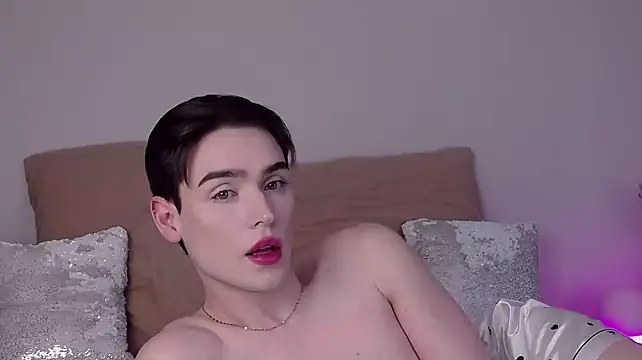 RobbyCharming's Live XXX Chat