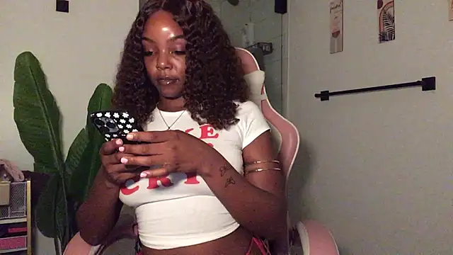 Goddess_treat - POV nude oil twerk