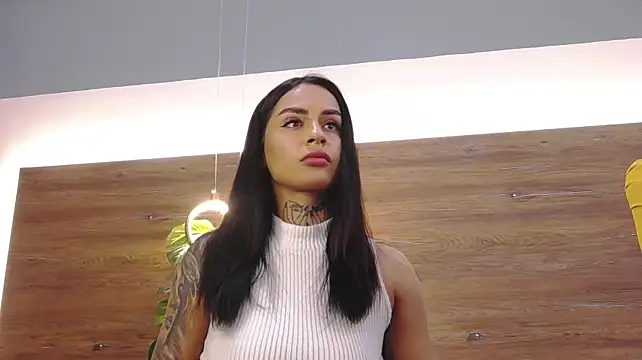 IrisSwift's Live XXX Chat