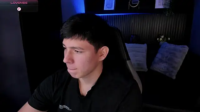 JamesCr_ – Naživo XXX chat