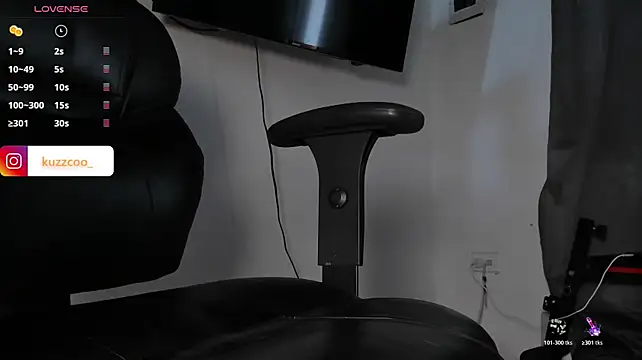 Chat +18 de kuzzcoo ao vivo