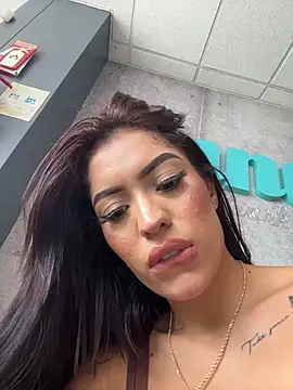 MystiqueXXX Live XXX-chat