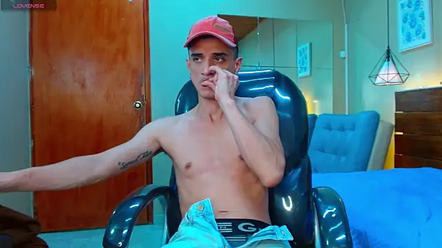 Chatroom XXX en direct de FelipeFriendly