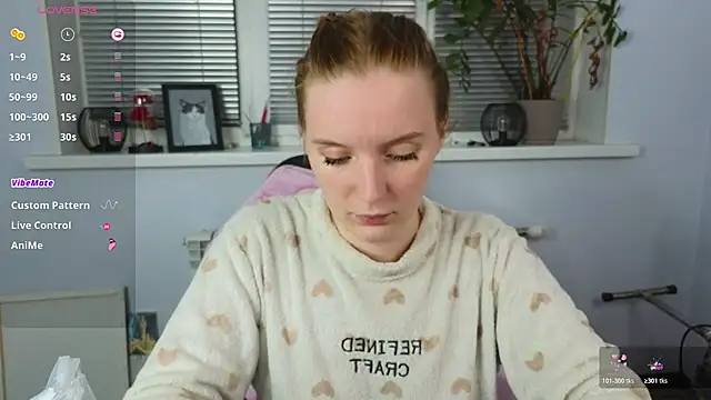Mary_Blu - naked dance