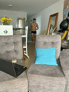 XXX chat uživo modela Christopher_strongg
