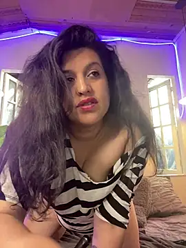 צ'אט XXX בשידור חי של Andrea_secret_