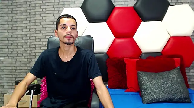 Thristan05 live XXX chat