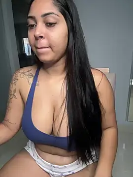 Diana_pepper - Chupar o amigo até gozar