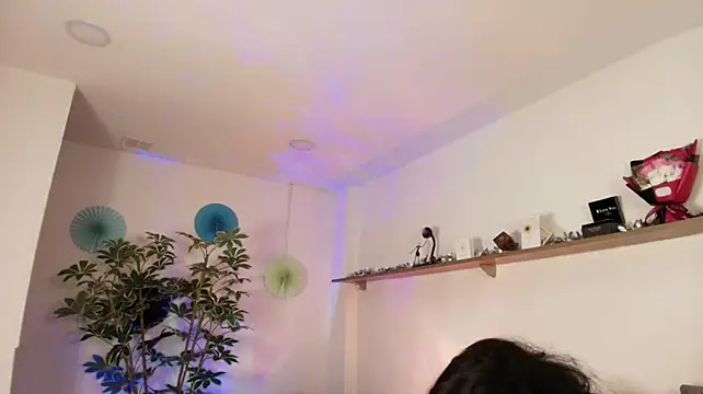 Elliee_